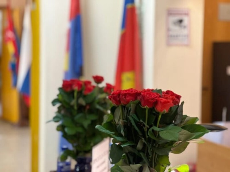 Начался второй день голосования по выбору Губернатора Ленинградской области.